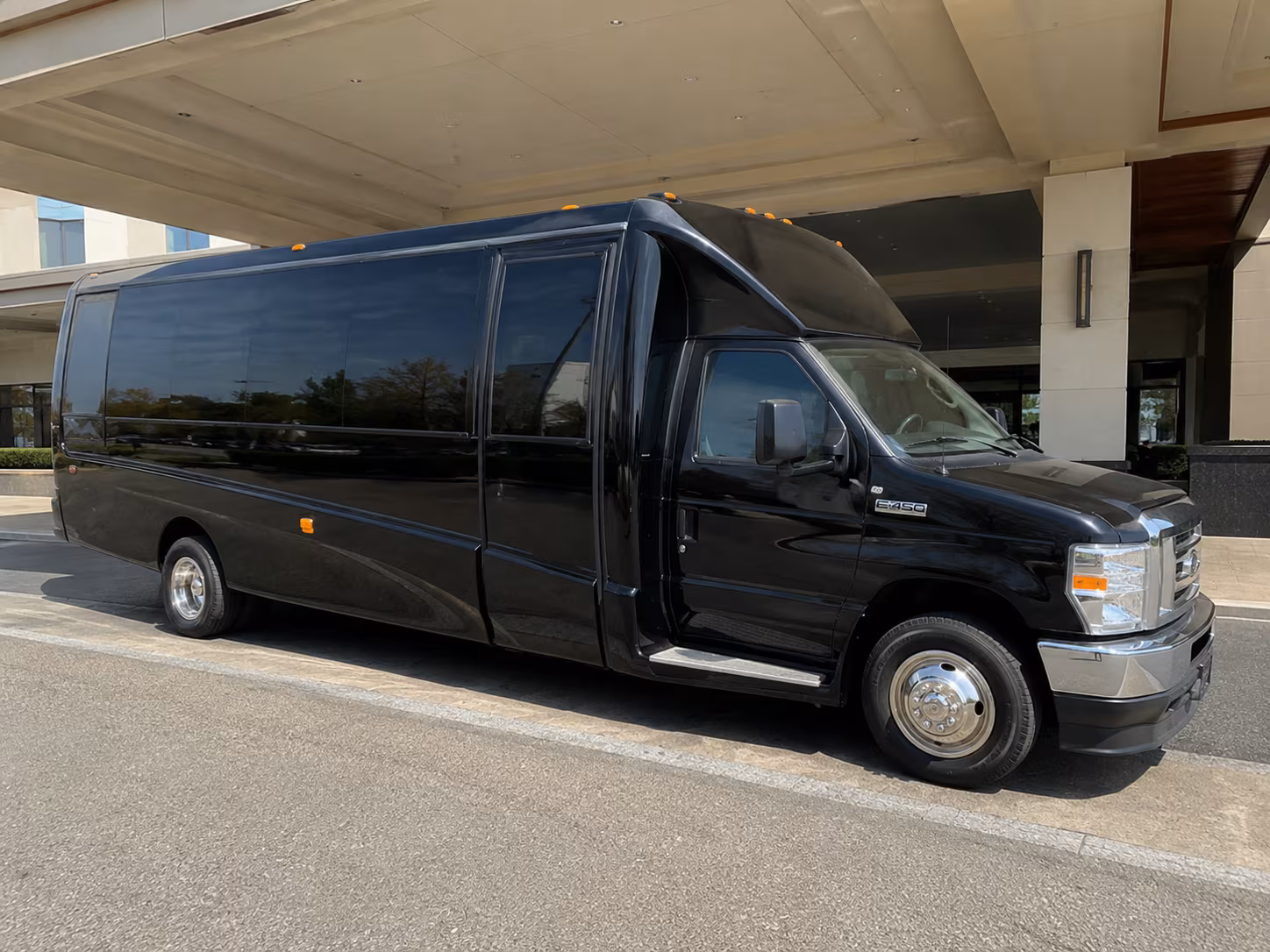 party buses for bachelorettes birthdays and nights out in west palm beach